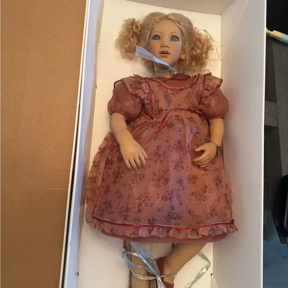 Annette Himstedt Puppen Kinder Collector Doll LINA 23” Limited Edition Germany - Picture 3 of 3